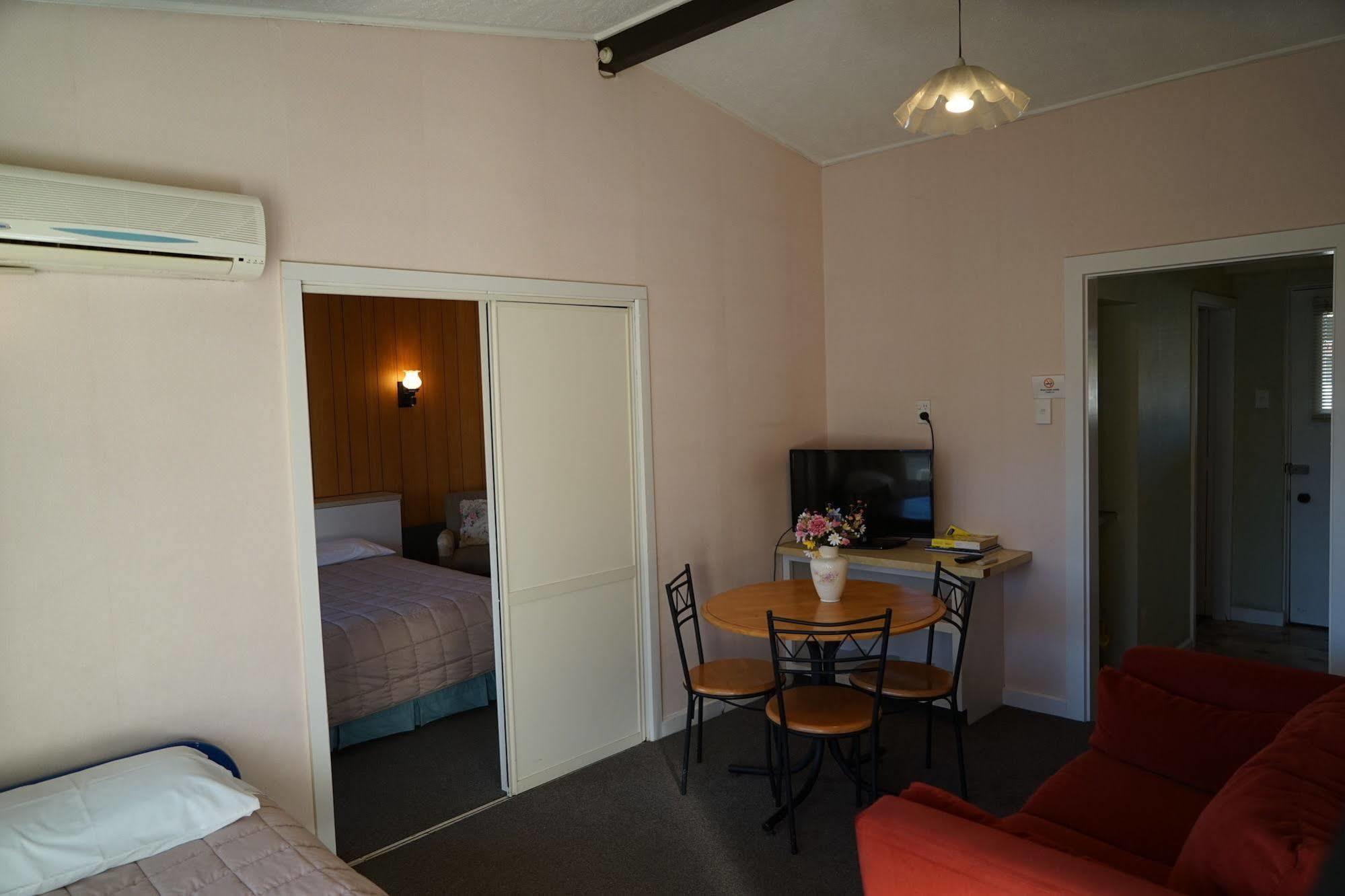 Tui Lodge Motel Christchurch Exterior photo